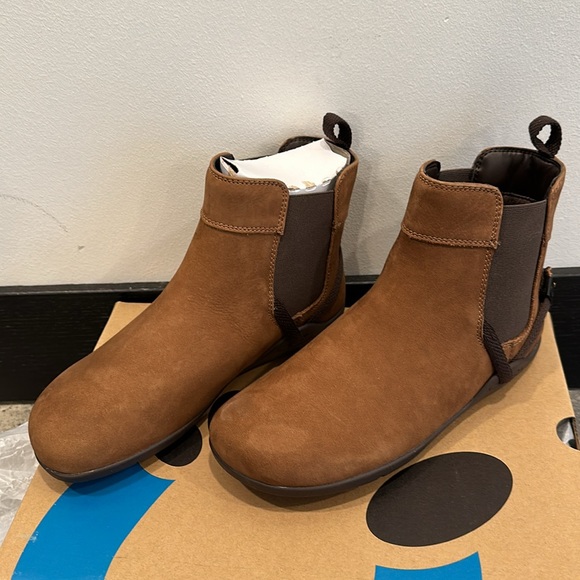 Xero Tari - Leather Chelsea Boot For Women - Picture 3 of 7